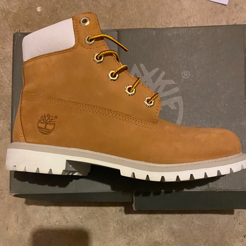 Yellow “wheat” timberands new in box.